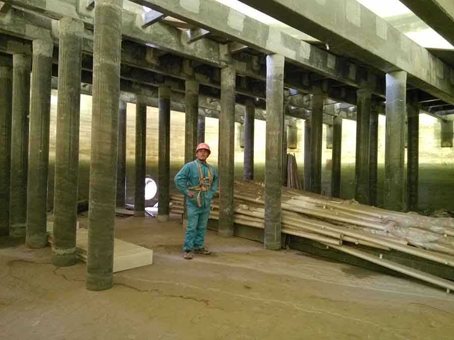 設(shè)備內(nèi)件